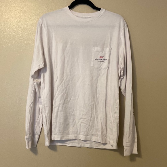 Vineyard vines NYC long sleeve whale pocket tee - Picture 1 of 5